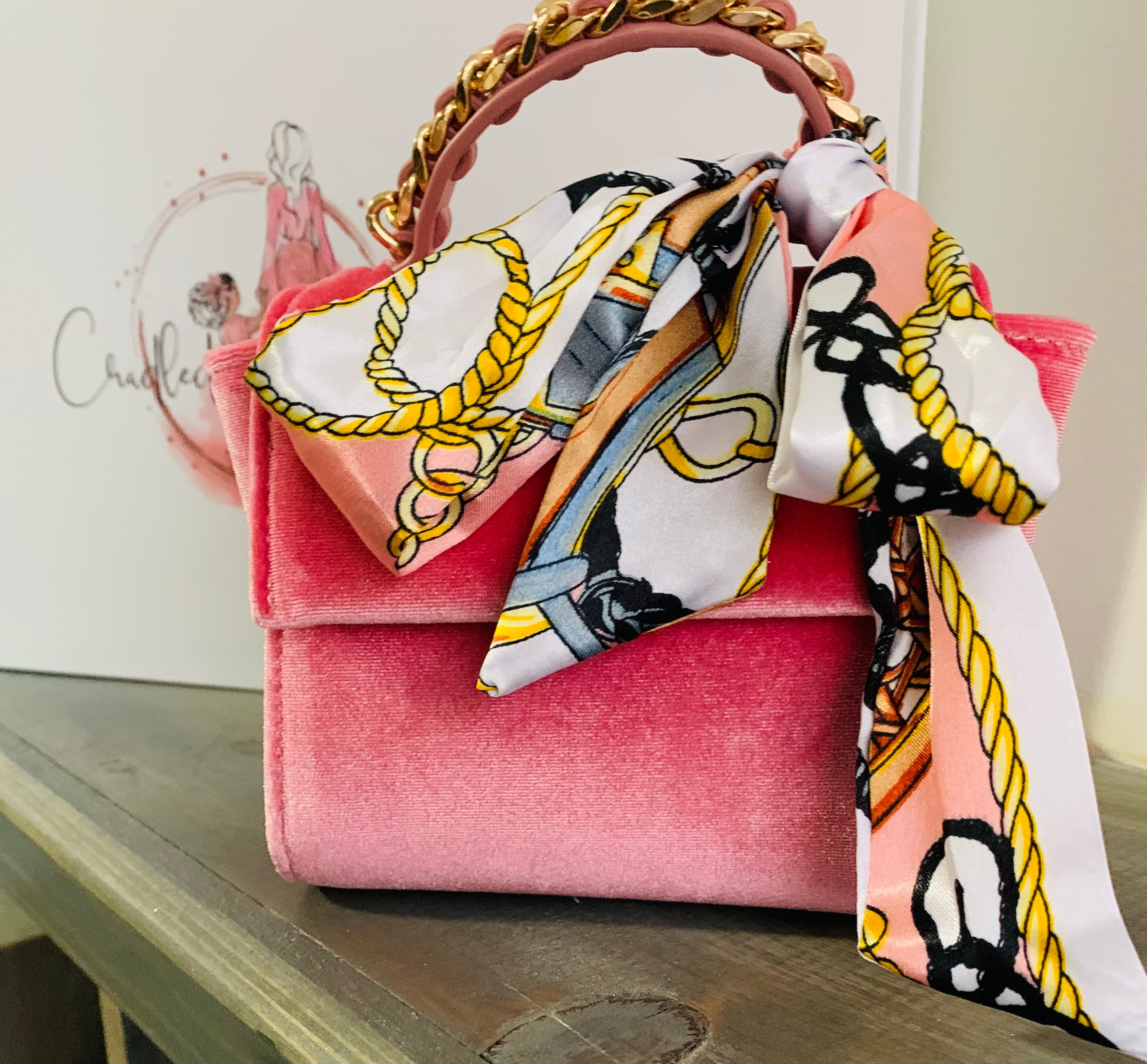 Amazon.com: Urtronix Fashion Bag Handbag Scarf Neckercheif Scarf Hair  Hairband Scarf Handbag Handle Wrap Ribbon Purse Scarf for Women Girl (6  PACK), 40 inch (104CM ) in length x 1.57 inch (4CM) :